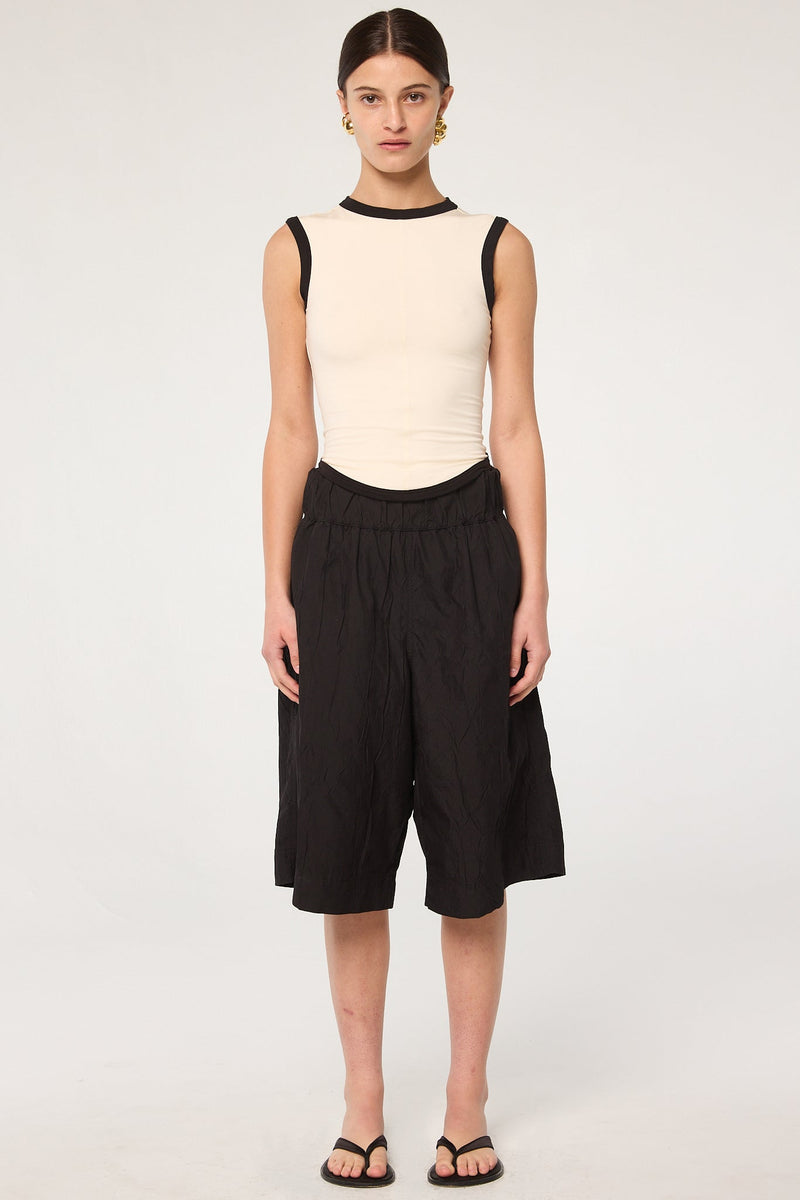 bow.a 水際 TUCK SHORT PANTS ブラック bow.a 水際 TUCK SHORT PANTS ブラック 水際 TUCK SHORT PANTS