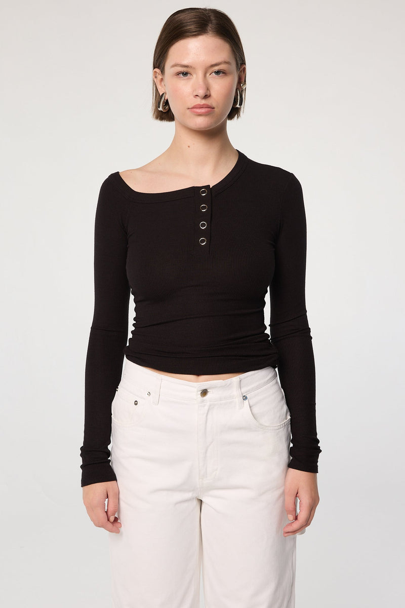 harley-top-black-the-line-by-k