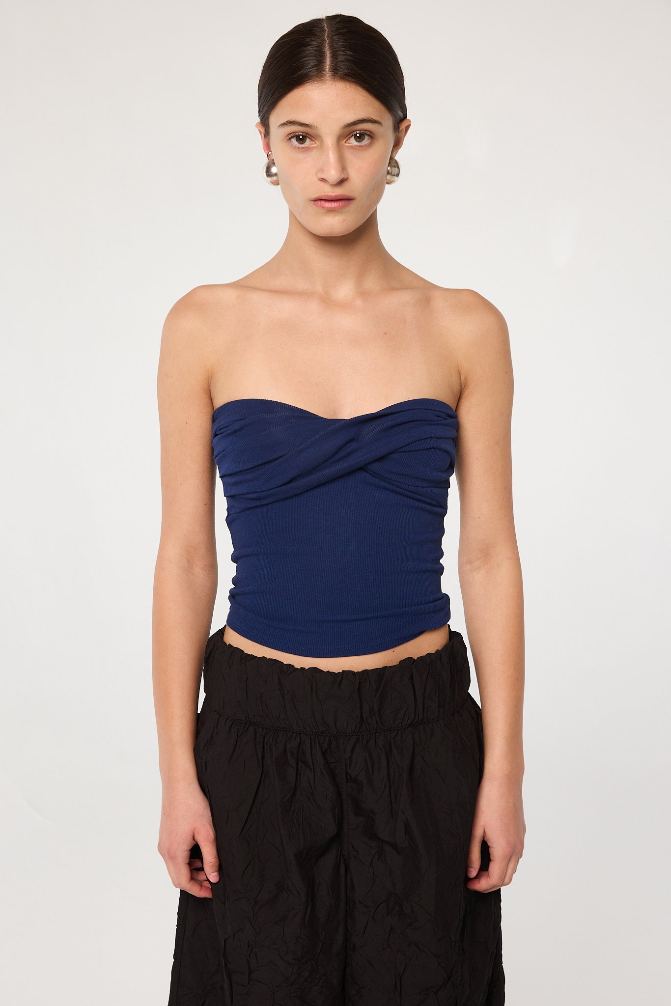 melt the lady rib tube tops チューブトップ トップス 絢さん着用 melt the lady zip up rib tops メルトの通販 by 【5/8以降