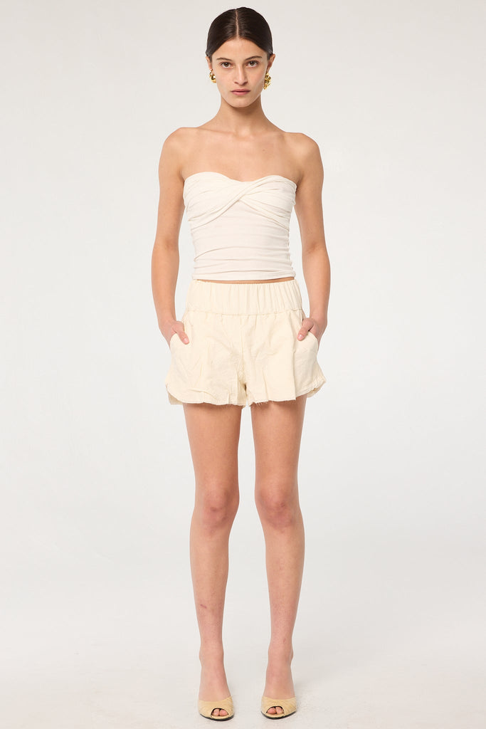 ATLAS SHORT VANILLA - The Line by K