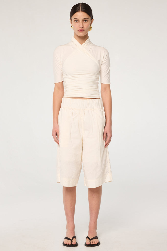 ESSEX SHORT VANILLA - The Line by K