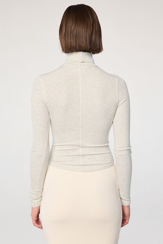 MADS TURTLENECK TOP LIGHT HEATHER GREY - The Line by K