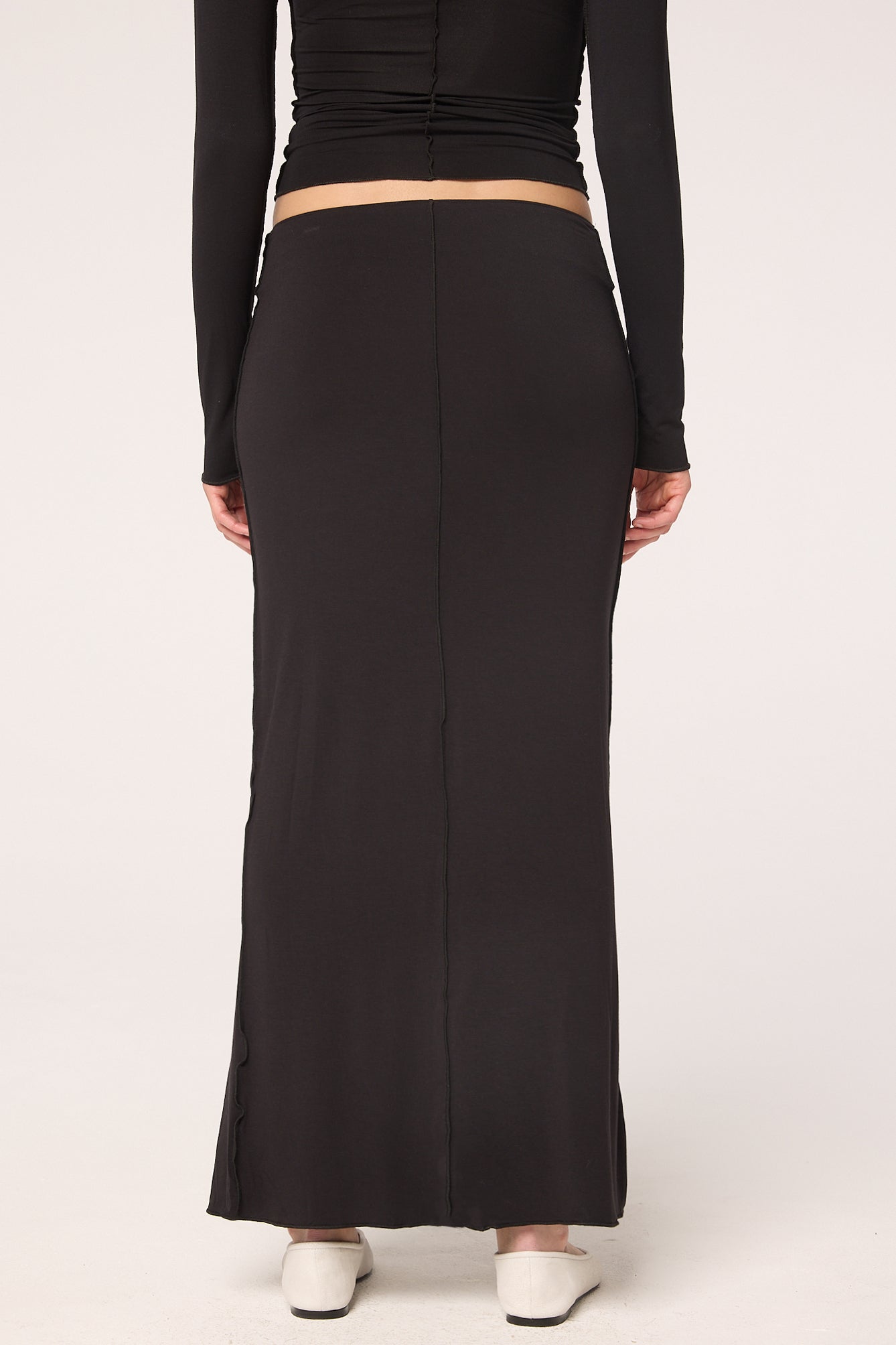 【EEUN】Vane Line Skirt Vana Maxi Skirt - Navy | The Line by K