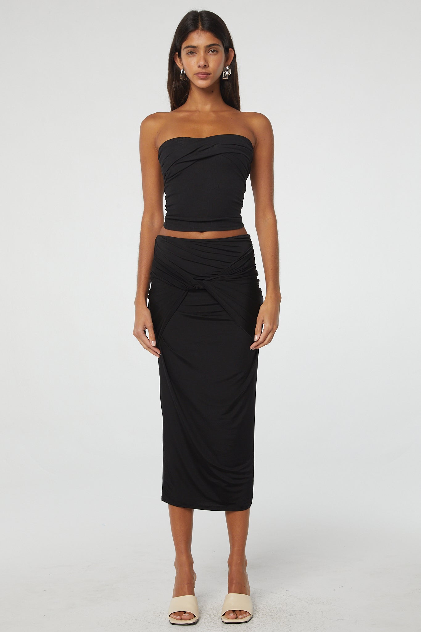Izzy Tube Top - Black | The Line by K
