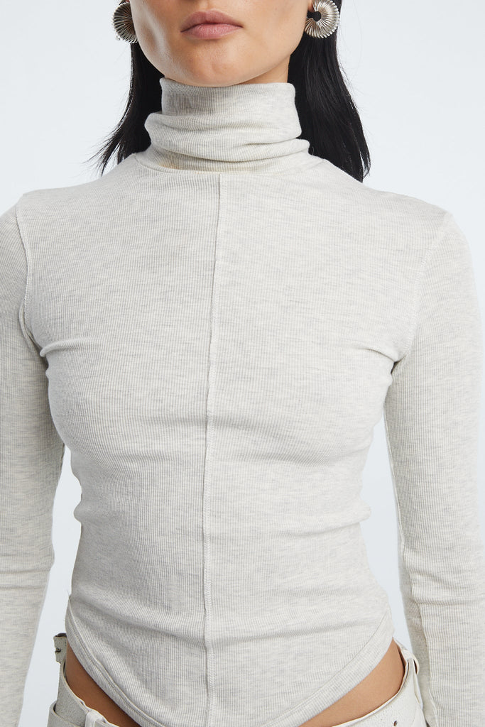 MADS TURTLENECK TOP LIGHT HEATHER GREY - The Line by K