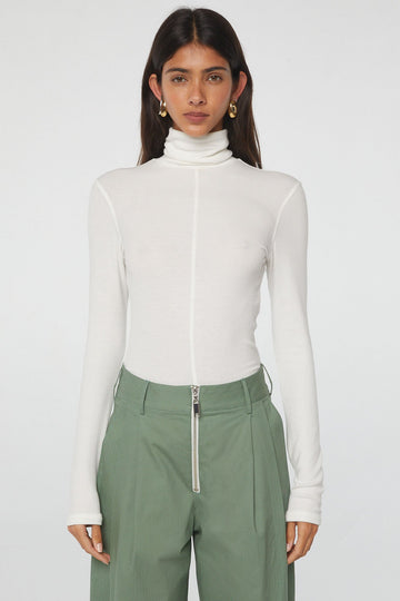 MADS TURTLENECK TOP WHITE - The Line by K